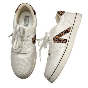 Mia Low Top Alisa Sneakers Panther/White Shoes S-391 Sz 9.5